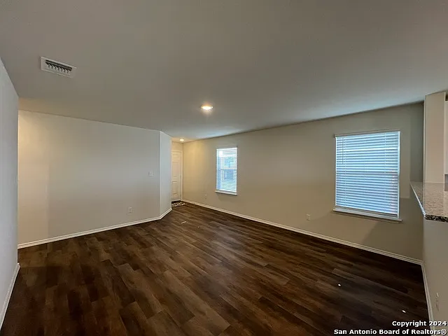 760 Heartseed Ave — Photo 15