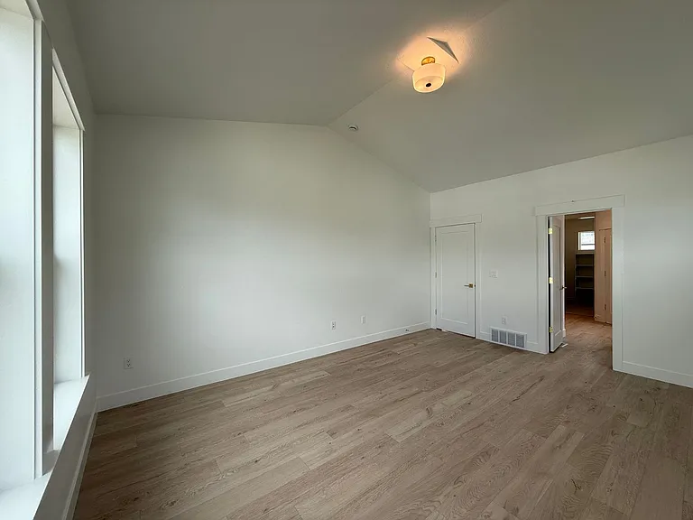 1426 N Osprey Way — Photo 7