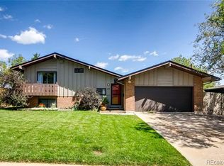 1070 S Foothill Dr, Lakewood, CO 80228