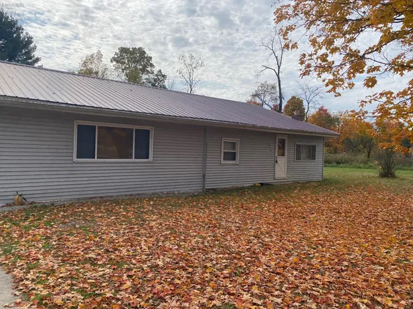 6173 Zenobia Rd, Wakeman, OH 44889