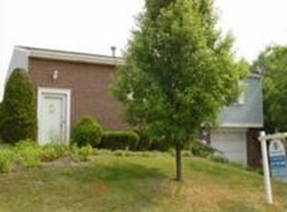 3004 Greenridge Dr, Verona, PA 15147