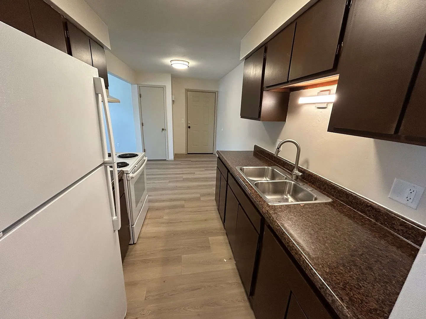 60 Bluemound Ct — Photo 3