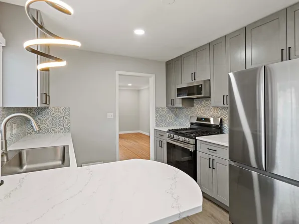 4532 2nd St NE, Fridley, MN 55421