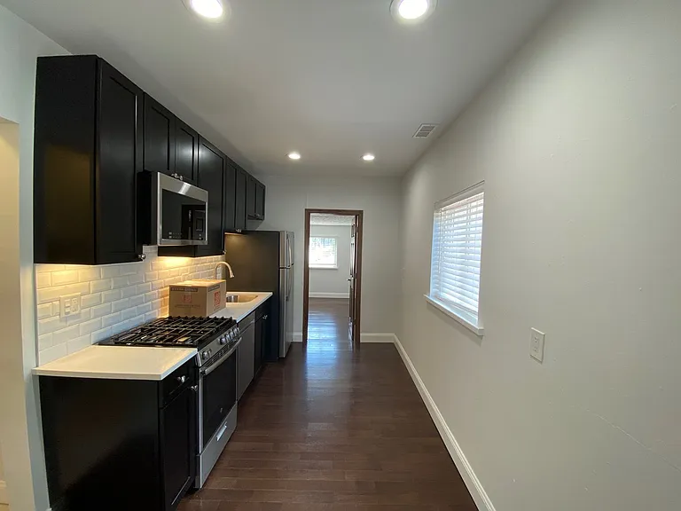 Dayton Ave 2656 & E Arcadia Ave 287-295 WACPM — Photo 18