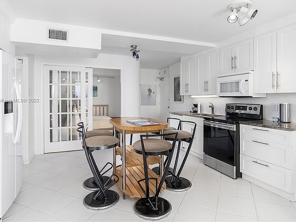 5th image of 401 Ocean Dr 316 #316