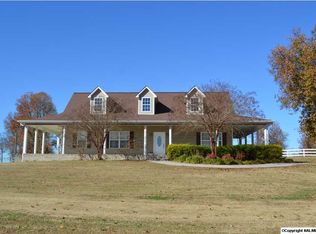 4002 Fry Gap Rd, Guntersville, AL 35976