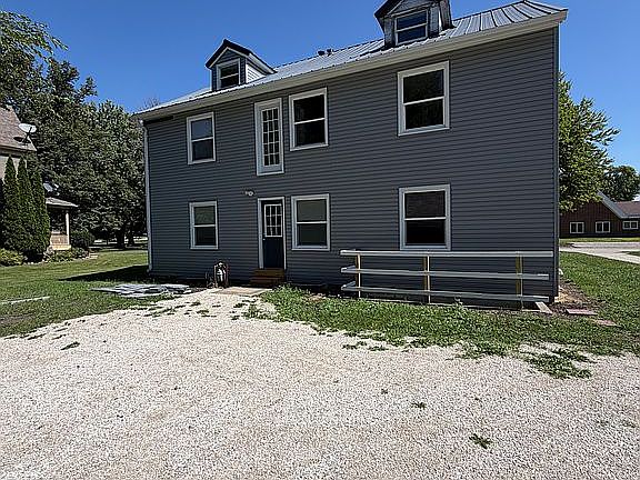 3rd image of 309 NW 2nd St