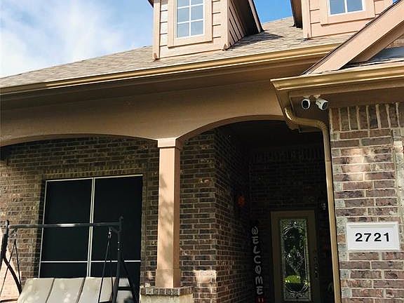 2nd image of 2721 Albatross Ln