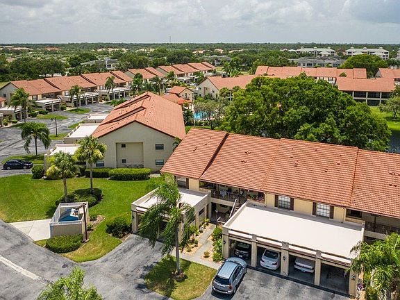 4th image of 764 Avenida Estancia #216-L