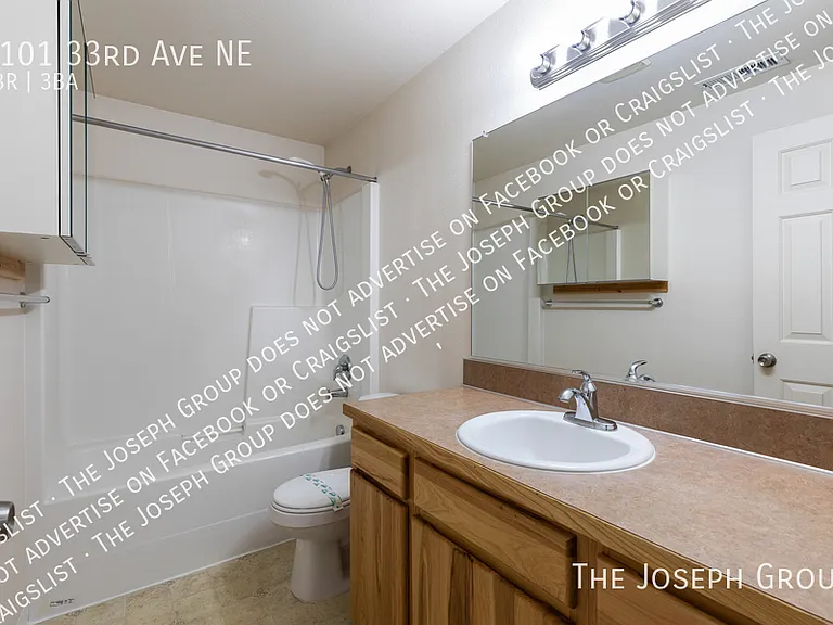 7101 33rd Ave NE — Photo 57