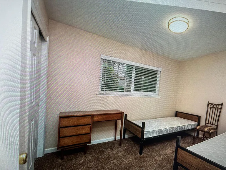 1330 E San Bruno Ave #103 — Photo 5