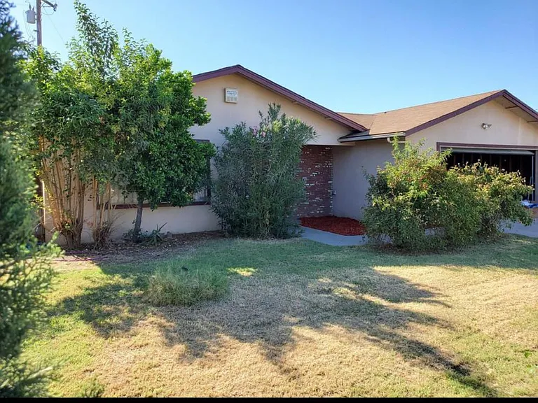 1019 S Demaree St — Photo 28