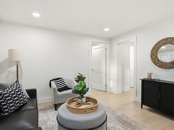 4th image of 6546 Florida Ave