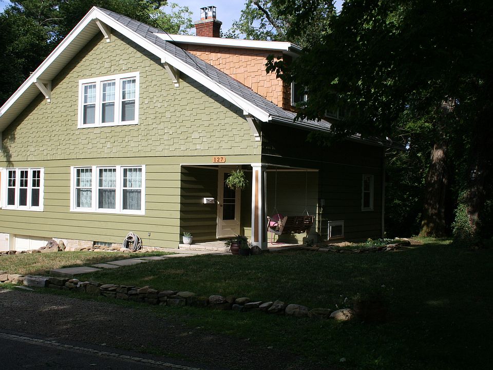 1st image of 127 Brookside Dr