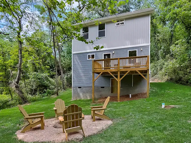 47 Hillcrest Rd — Photo 4