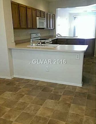3rd image of 2909 Dowitcher Ave
