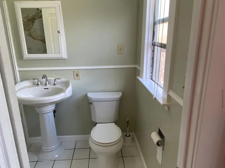 312 W Richmond Ave — Photo 34