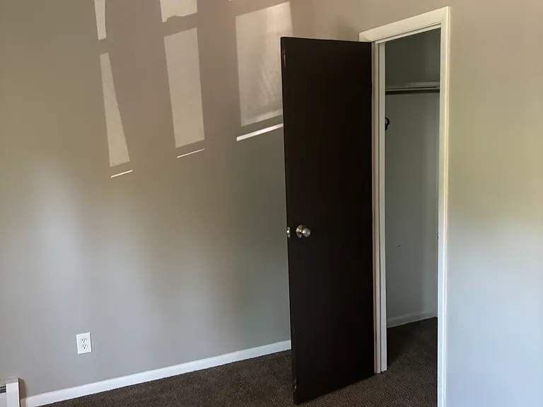 2445 Russell St #1 — Photo 5
