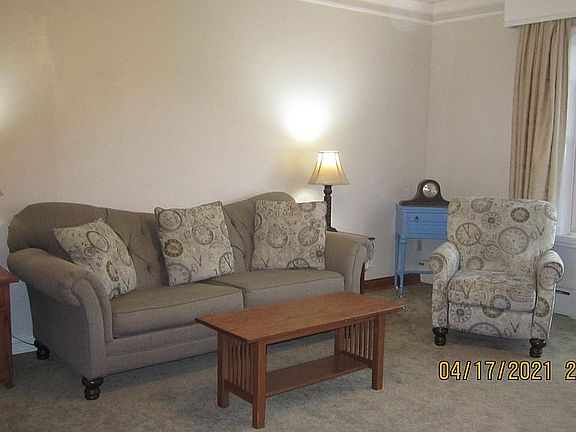 Apartment 2 Livingroom