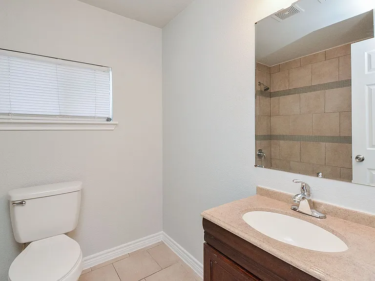 2118 Thonig Rd — Photo 32