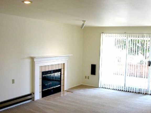 2nd image of 2250 NW 58th St Unit 104