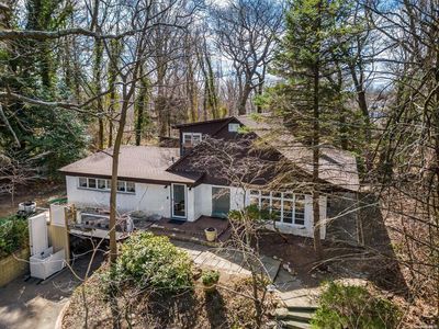 611 Caledonia Road, Dix Hills, NY, 11746