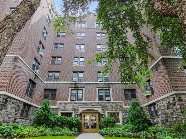 1080 Warburton Avenue #5C, Yonkers, NY 10701