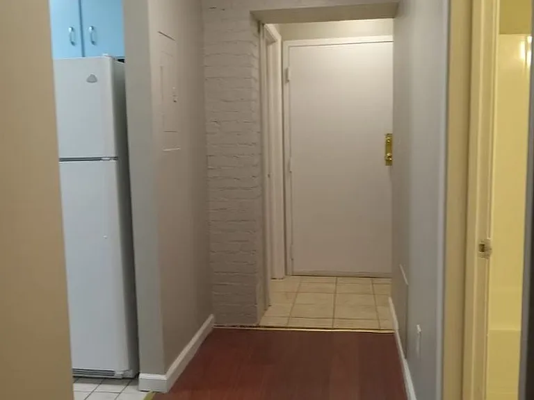 450 Hill St — Photo 18