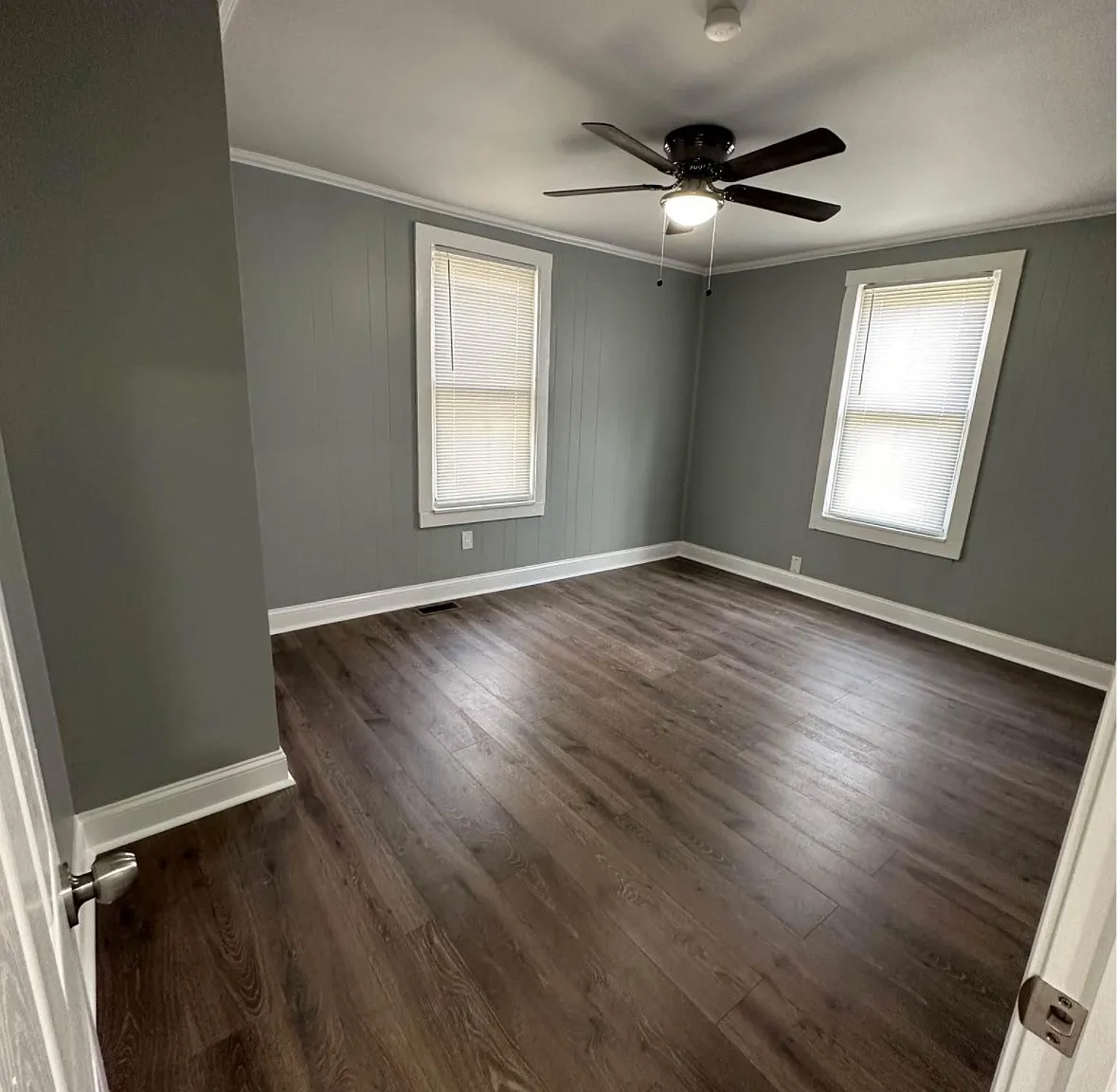 115 Willow St — Photo 3
