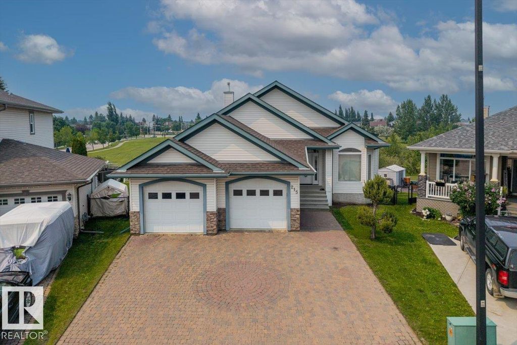 Apartment in Stony Plain, High Park - View 4