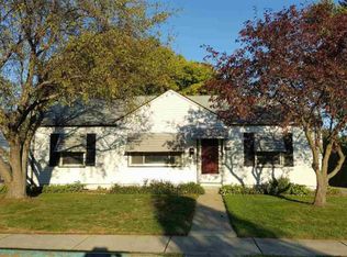 26304 Waldorf St, Roseville, MI