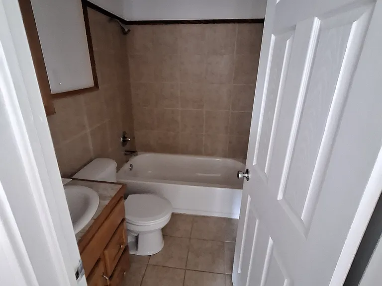 3613 NE 11th Ave — Photo 10
