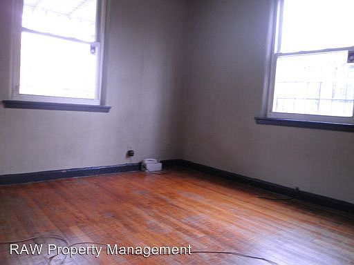 5th image of 2334 Baltimore Ave