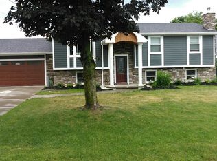 3909 Sowles Rd, Hamburg, NY 14075