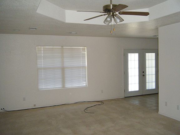 2nd image of 3016A Alhambra Dr