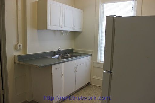 4th image of 509 N Fort Harrison Ave APT 1D