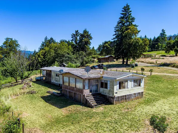 40676 State Highway 299, Willow Creek, CA 95573