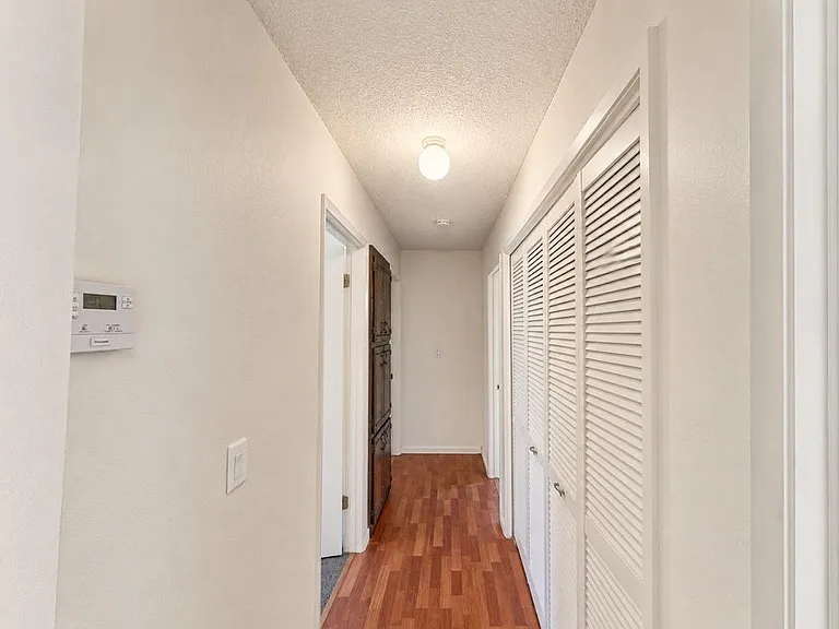 3440 La Jolla Way — Photo 10