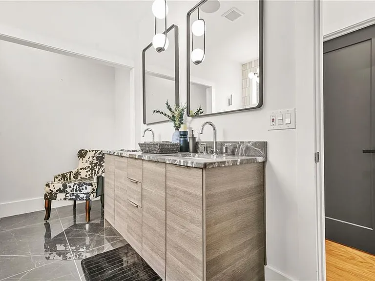 2186 Park Ter — Photo 27