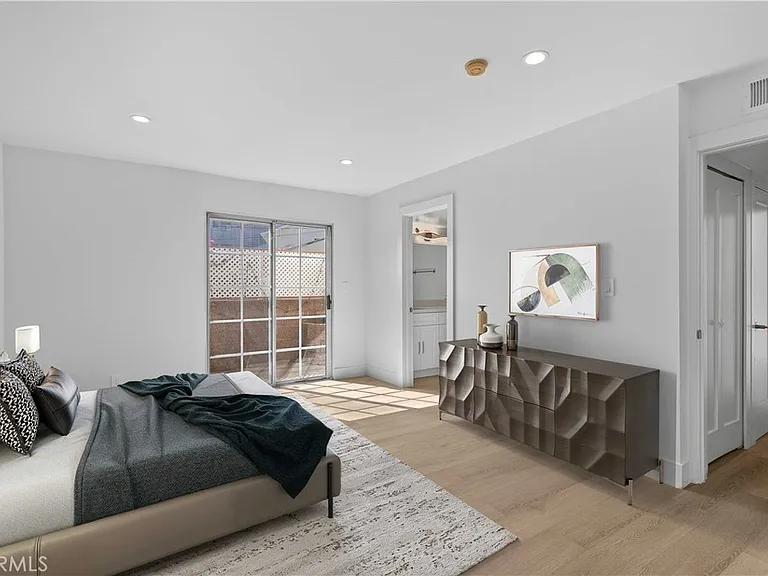 345 W Alameda Ave #104 — Photo 16