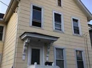 886 1/2 Dwight St #2, Holyoke, MA 01040