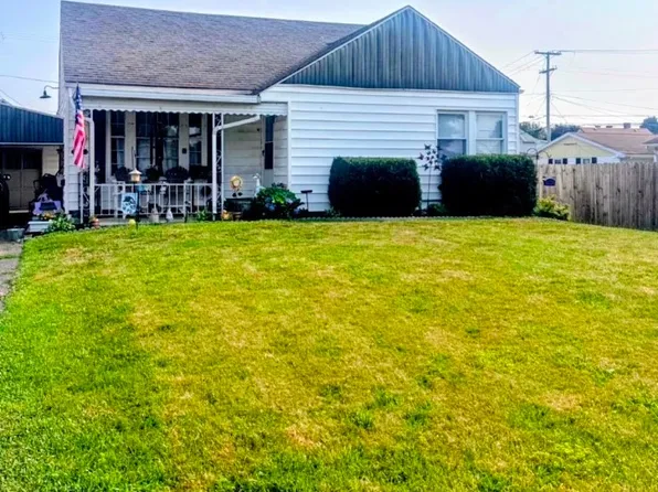 208 E Union Ave, West Lafayette, OH 43845
