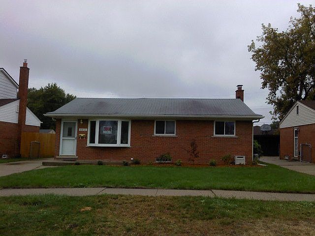1st image of 16033 Dugan St