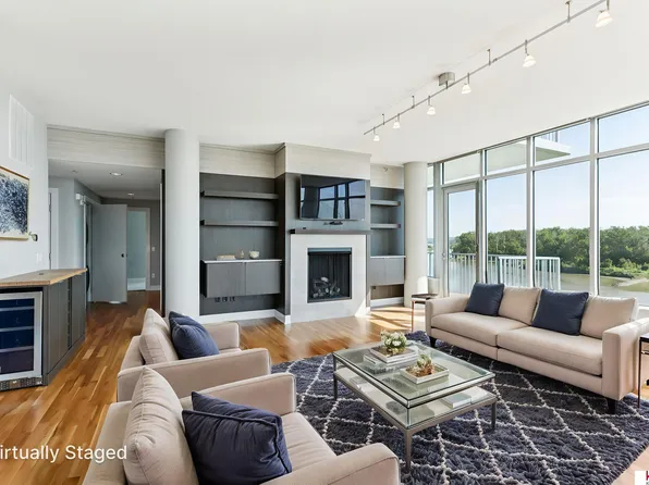 444 Riverfront Plz APT 603, Omaha, NE 68102