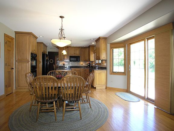 3rd image of 21950 Princeton Cir