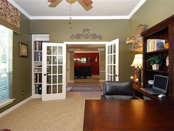 5th image of 2315 Lochmere Way