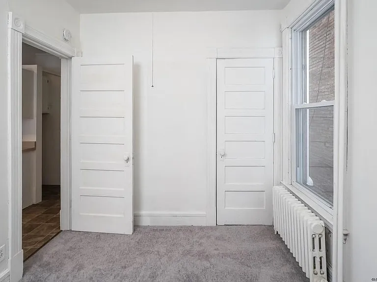 53 Oakwood Ave #A — Photo 2