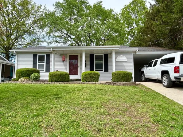 209 Oak St, Waterloo, IL 62298