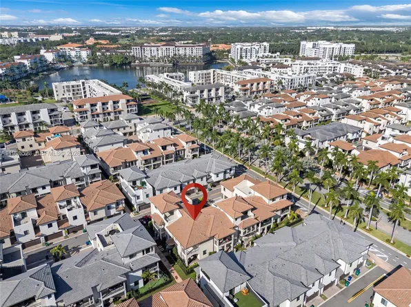 4608 NW 83rd Pkwy #0, Miami, FL 33166