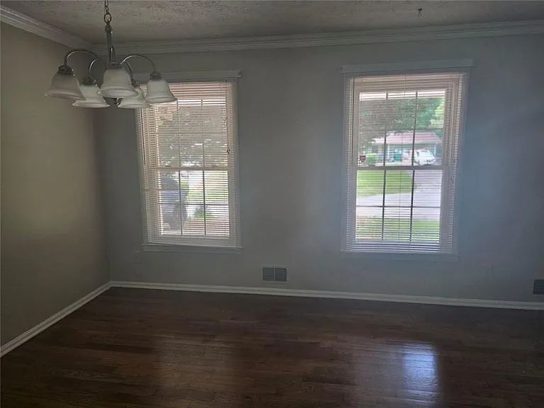 5734 Lanny Ln — Photo 8